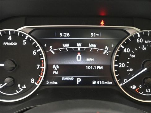 Used 2025 Nissan Pathfinder SL w/ SL Premium Package image 32