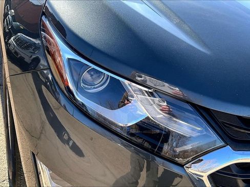 Used 2021 Chevrolet Equinox LT image 28