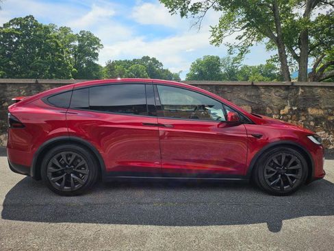Used 2023 Tesla Model X AWD/4WD image 10