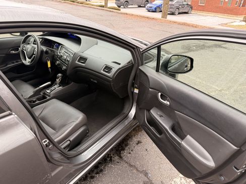 Used 2013 Honda Civic LX image 14