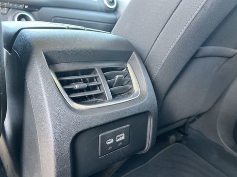 Used 2022 Chevrolet Blazer LT image 22