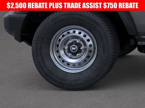 New 2025 Ford Bronco 4-Door image 21