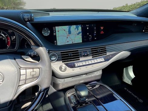 Used 2019 Lexus LS 500 AWD w/ Interior Upgrade Package image 9