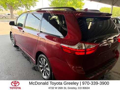 Used 2019 Toyota Sienna XLE Premium AWD/4WD image 7
