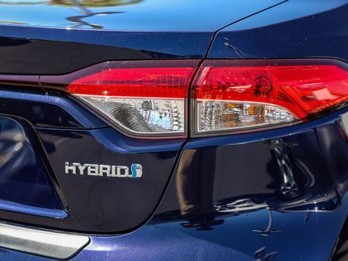 Certified 2022 Toyota Corolla LE FWD image 23