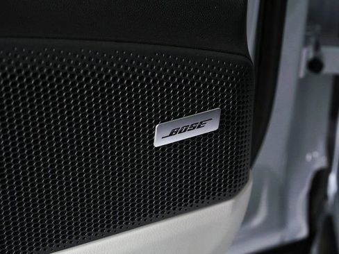 New 2026 Porsche Macan 4S Electric image 7