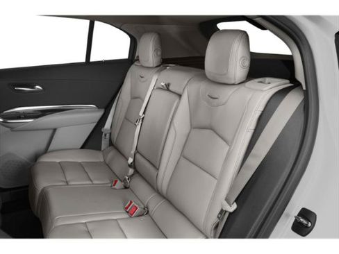 Used 2023 Cadillac XT4 Luxury w/ Driver Awareness Package FWD image 16