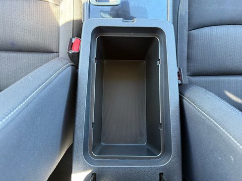 Used 2024 Nissan Altima 2.5 SV image 27