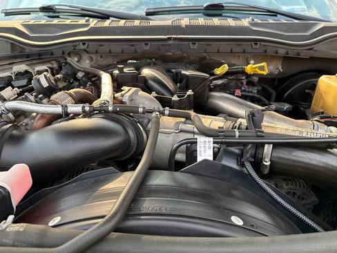 Used 2017 Ford F250 Platinum w/ Platinum Ultimate Package image 22