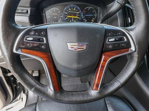 Used 2015 Cadillac Escalade ESV Luxury RWD image 17
