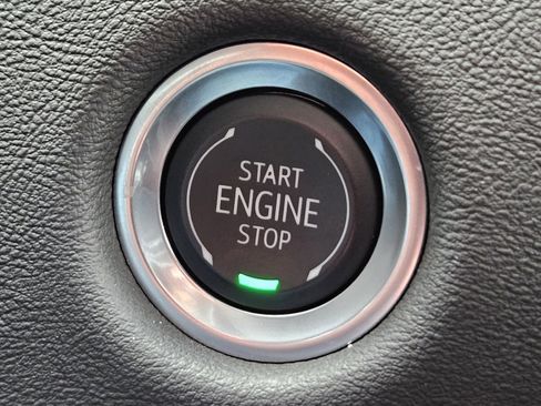 Certified 2025 Cadillac Escalade Sport w/ LPO, Floor Liner Package image 21