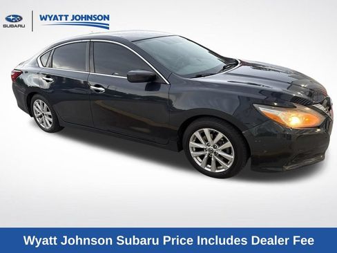 Used 2017 Nissan Altima 2.5 SV FWD image 13
