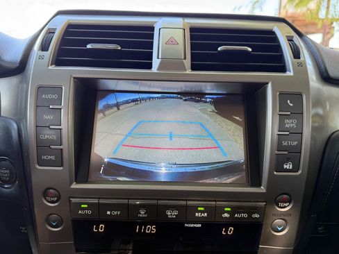 Used 2015 Lexus GX 460 w/ Comfort Package AWD/4WD image 15