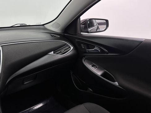 Used 2020 Chevrolet Malibu LT FWD image 29