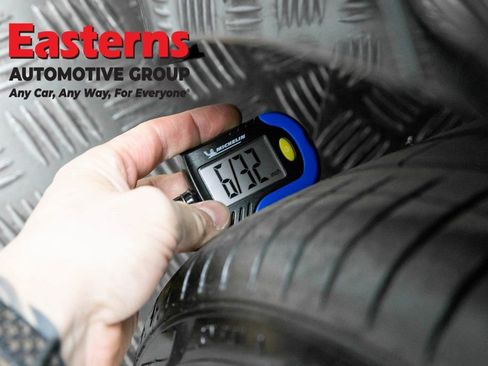 Used 2021 BMW M850i xDrive Coupe image 23