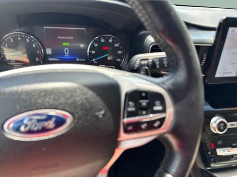Used 2021 Ford Explorer Limited w/ Hybrid Equipment Group 310A RWD image 17