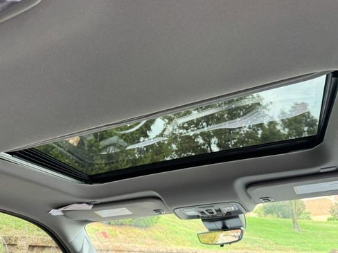 Used 2023 GMC Sierra 1500 Denali image 11