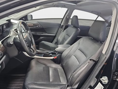 Used 2017 Honda Accord EX-L image 15