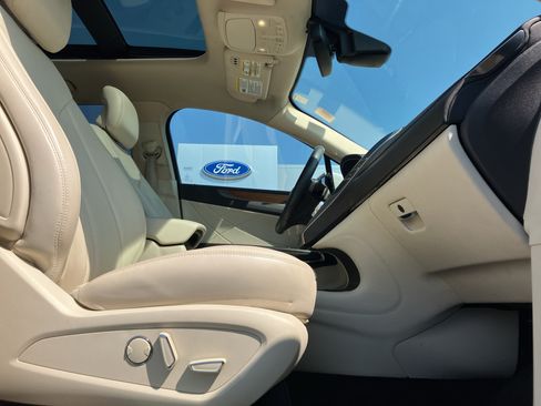 Used 2015 Lincoln MKC AWD w/ Equipment Group 102A Reserve image 37