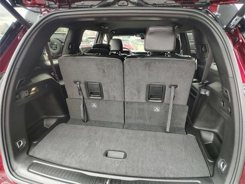 New 2025 Jeep Grand Cherokee L Altitude image 33