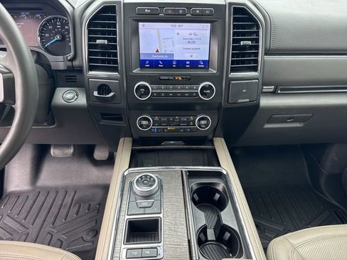 Used 2021 Ford Expedition Limited RWD image 30
