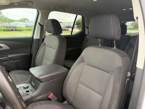 Used 2018 Chevrolet Traverse LT AWD/4WD image 50