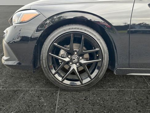 Used 2024 Honda Civic Sport image 4