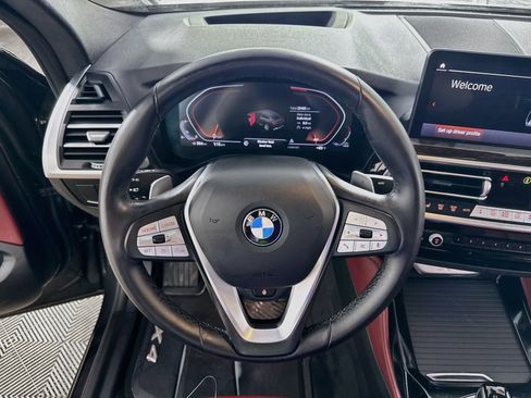 Used 2025 BMW X4 xDrive30i AWD/4WD image 16