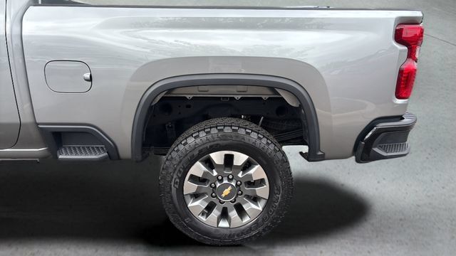 Used 2025 Chevrolet Silverado 2500 Custom w/ Custom Value Package AWD/4WD image 34