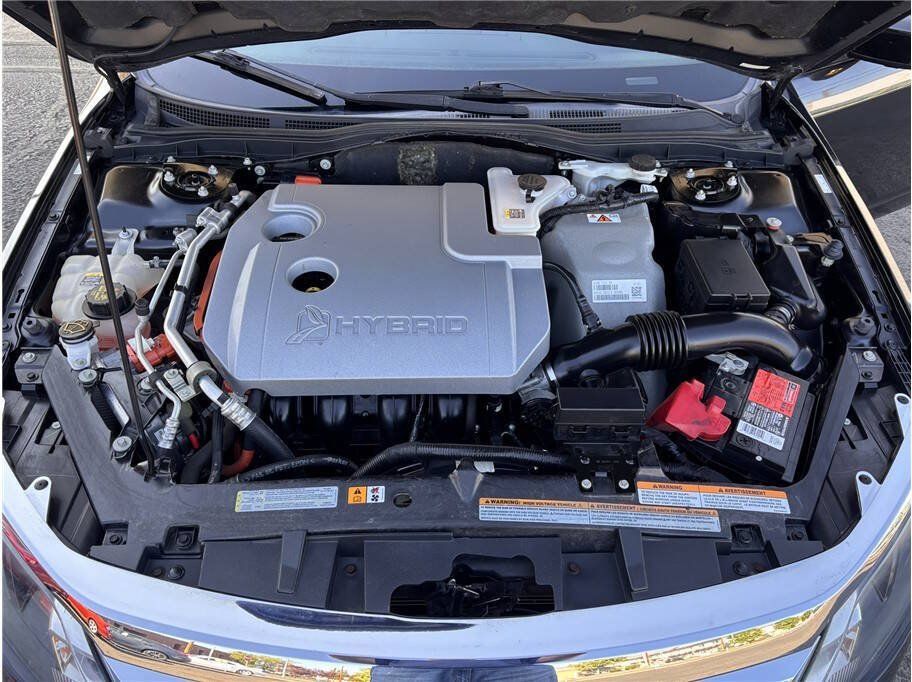 Used 2012 Ford Fusion Hybrid FWD image 22