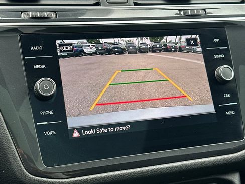 Used 2023 Volkswagen Tiguan SE FWD image 20