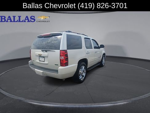 Used 2010 Chevrolet Tahoe LTZ RWD image 8