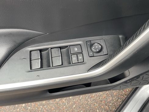 Certified 2022 Toyota RAV4 XLE image 19