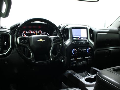 Used 2020 Chevrolet Silverado 1500 LTZ w/ LTZ Plus Package AWD/4WD image 2