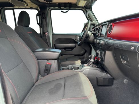 Used 2023 Jeep Wrangler Unlimited Rubicon AWD/4WD image 17