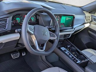 New 2026 Volkswagen Atlas Cross Sport SEL Premium R-Line video 3