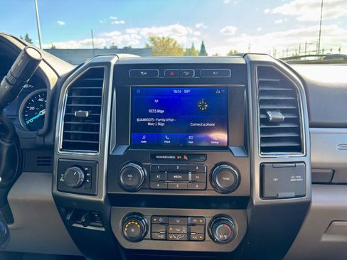 Used 2022 Ford F350 XLT w/ XLT Value Package AWD/4WD image 28