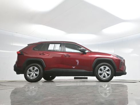 Used 2021 Toyota RAV4 LE w/ Carpet Mat Package (TMS) FWD image 49
