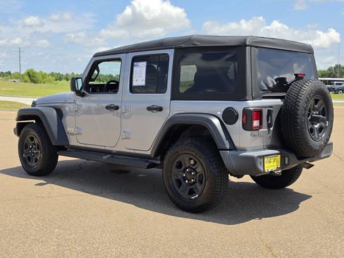 Used 2021 Jeep Wrangler Unlimited Sport AWD/4WD image 8