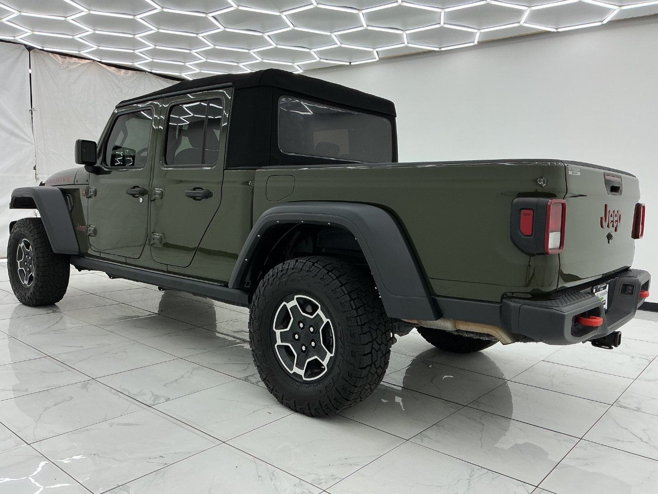 Used 2023 Jeep Gladiator Mojave w/ Trailer Tow Package AWD/4WD image 12