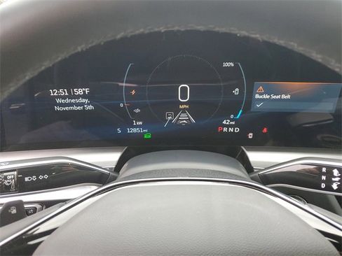 Certified 2024 Cadillac Lyriq Luxury image 11