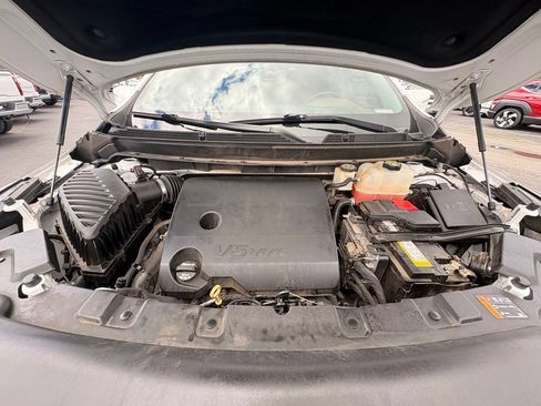 Used 2019 Buick Enclave Avenir FWD image 34