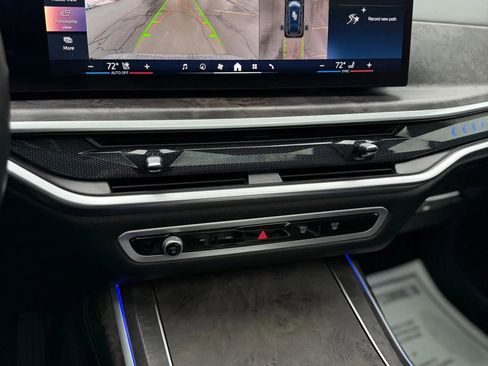 Used 2024 BMW X7 xDrive40i w/ Premium Package AWD/4WD image 36