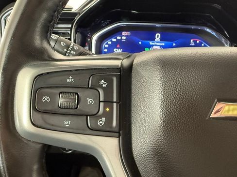 Used 2024 Chevrolet Silverado 2500 LT AWD/4WD image 25