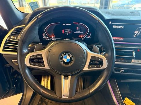 Used 2022 BMW X5 M50i w/ Climate Comfort Package AWD/4WD image 17