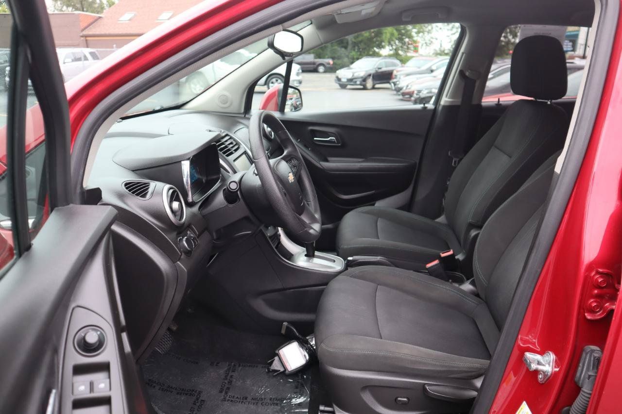 Used 2015 Chevrolet Trax LT AWD/4WD image 18