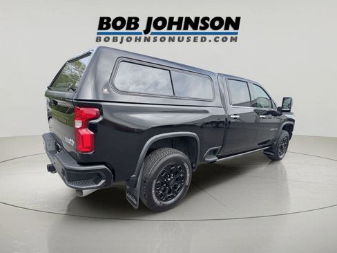 Used 2023 Chevrolet Silverado 3500 High Country w/ Z71 Off-Road Package AWD/4WD image 3