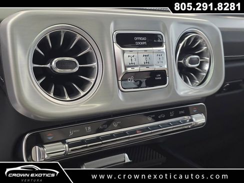 Used 2025 Mercedes-Benz G 63 AMG 4MATIC image 32