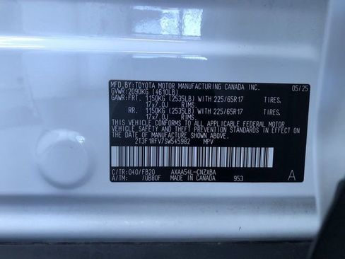 Certified 2025 Toyota RAV4 LE image 32