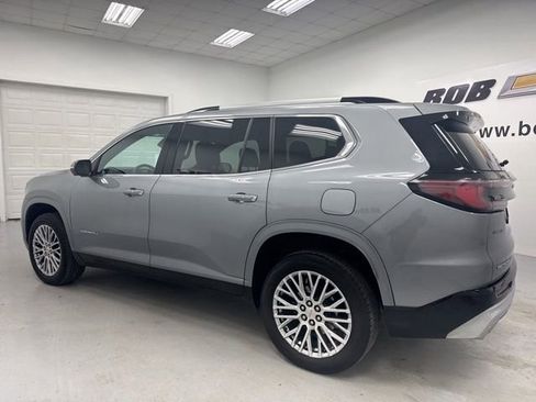 Used 2024 GMC Acadia Denali w/ LPO, Floor Liner Package AWD/4WD image 7